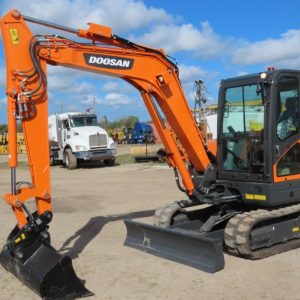 2021 Doosan DX62R-3
