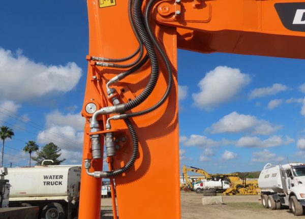 2021 Doosan DX62R-3 - Image 17