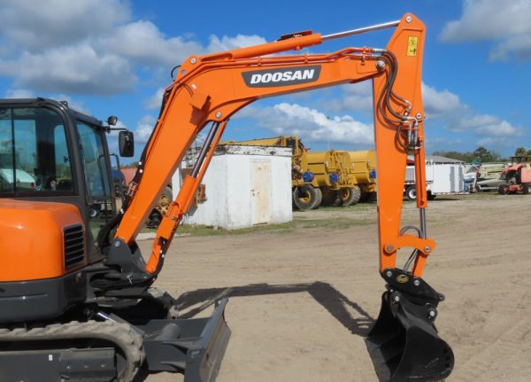 2021 Doosan DX62R-3 - Image 18