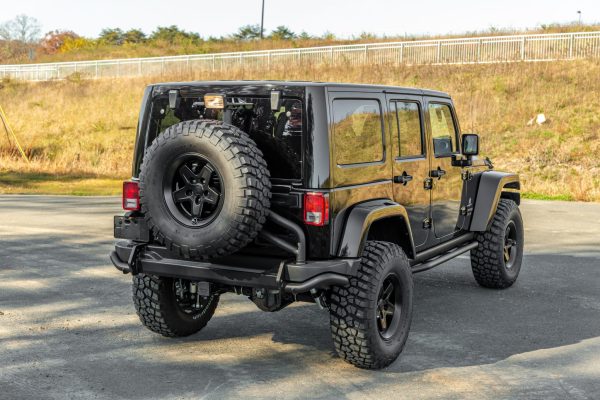 2018 Jeep Wrangler Unlimited Rubicon AEV JK350 - Image 3