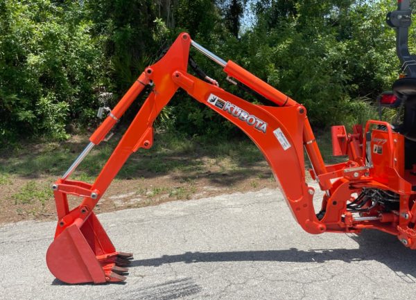 2018 Kubota L3901HST - Image 24