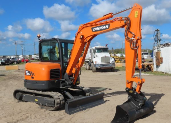 2021 Doosan DX62R-3 - Image 9