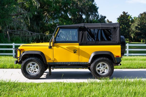 1997 Land Rover Defender 90 NAS - Image 10