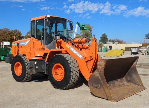 2016 Doosan DL220-5