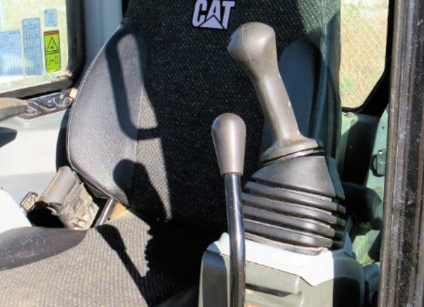 2018 Caterpillar 305.5E2 CR - Image 29