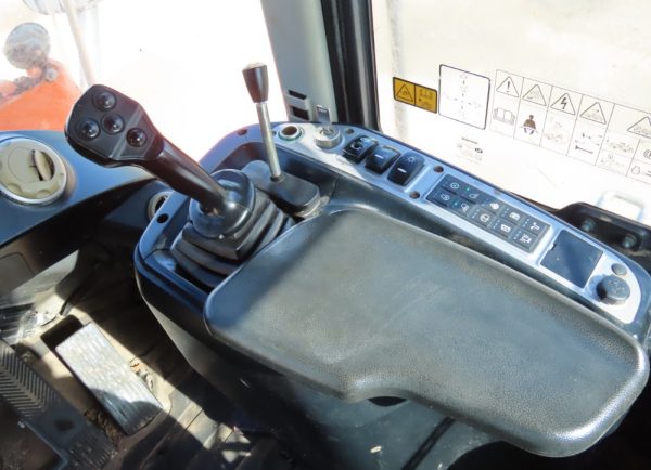 2016 Doosan DL220-5 - Image 28