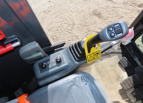 2021 Doosan DX62R-3 - Image 32