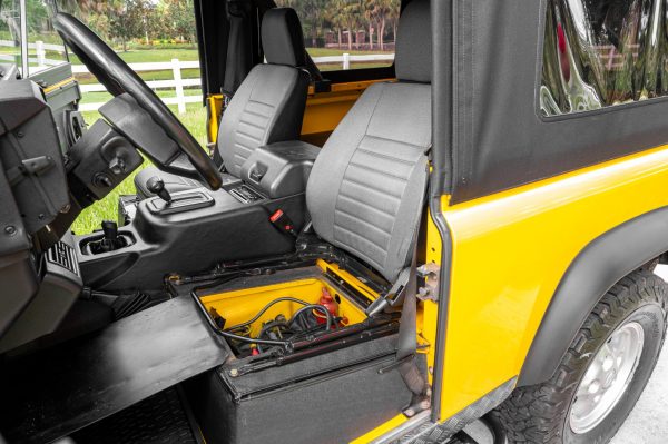 1997 Land Rover Defender 90 NAS - Image 36