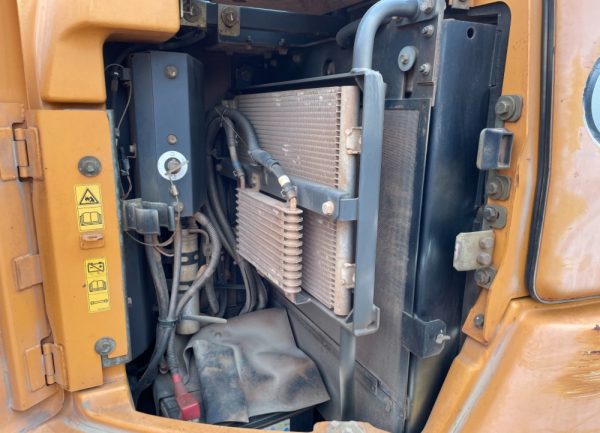 2016 Case CX80C - Image 30