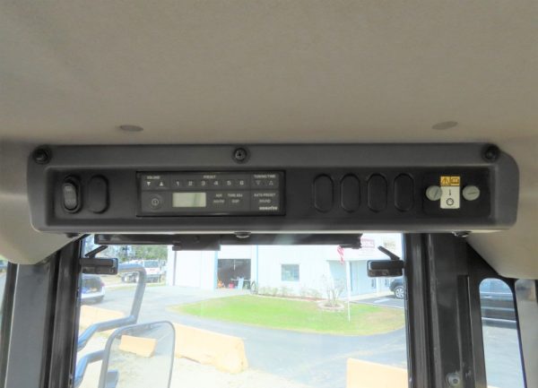 2018 Komatsu WA320-8 - Image 37