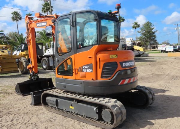 2021 Doosan DX62R-3 - Image 10