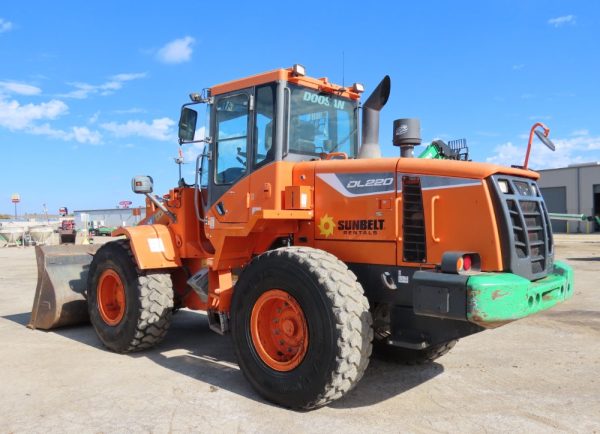 2016 Doosan DL220-5 - Image 11