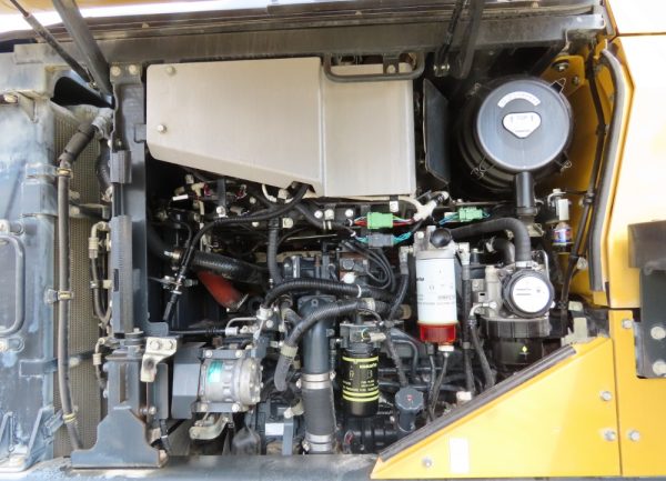 2018 Komatsu WA320-8 - Image 42