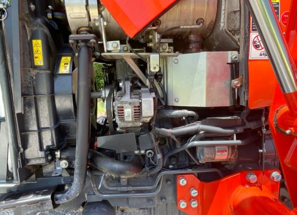 2018 Kubota L3901HST - Image 44