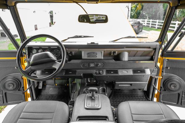 1997 Land Rover Defender 90 NAS - Image 45