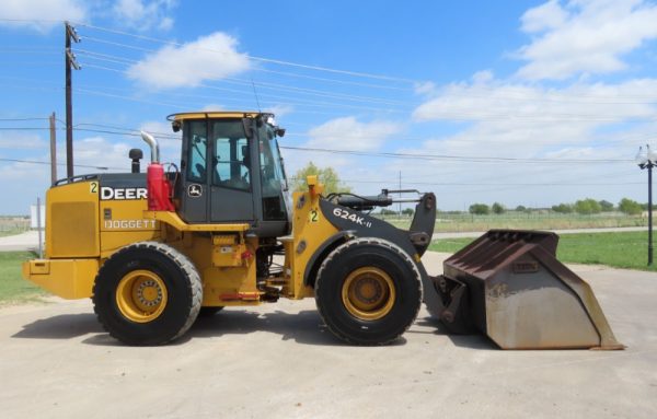 2017 John Deere 624K-II - Image 13