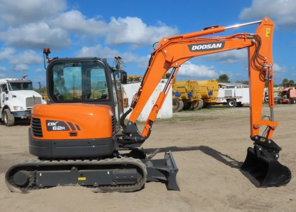 2021 Doosan DX62R-3 - Image 13