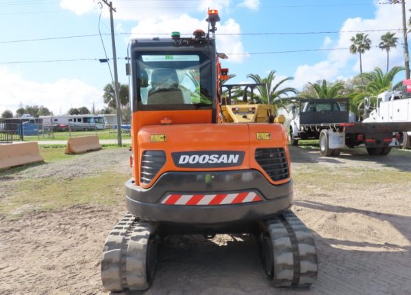 2021 Doosan DX62R-3 - Image 15