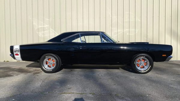 1969 Dodge Coronet - Image 26