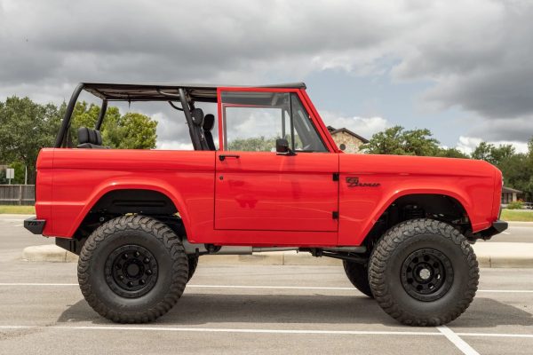 1976 Ford Bronco - Image 2