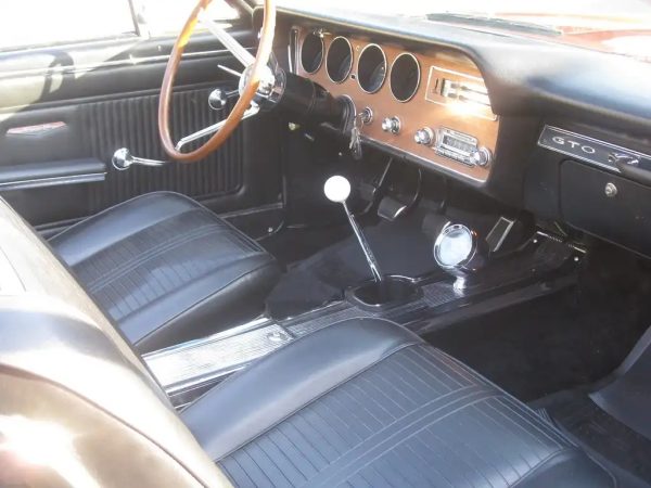 1966 Pontiac GTO - Image 13