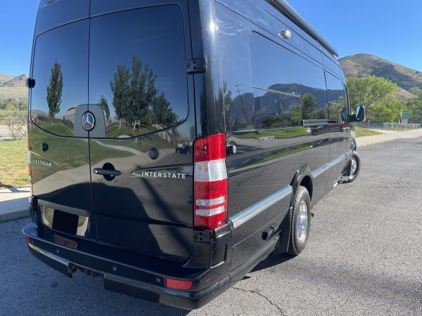 2015 Airstream Interstate 3500 Lounge EXT - Image 6