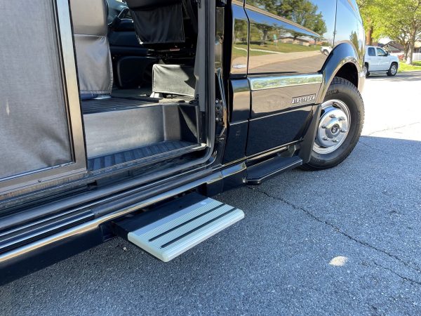 2015 Airstream Interstate 3500 Lounge EXT - Image 15