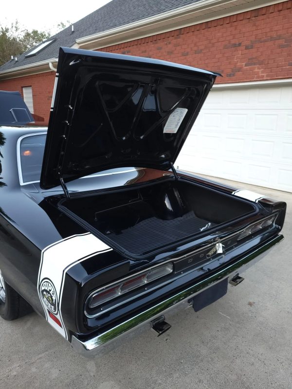 1969 Dodge Coronet - Image 18