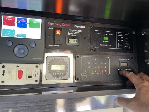 2015 Airstream Interstate 3500 Lounge EXT - Image 23