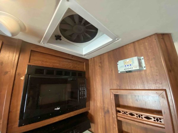2014 Fleetwood Storm 28MS - Image 18