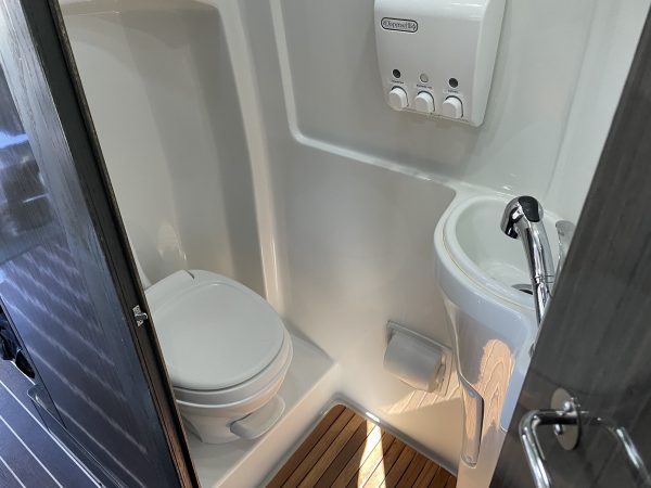 2015 Airstream Interstate 3500 Lounge EXT - Image 27