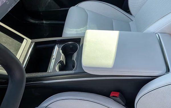 2022 Tesla Model X Plaid - Image 32
