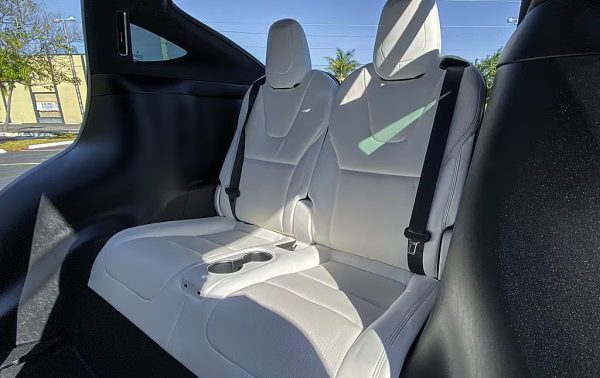 2022 Tesla Model X Plaid - Image 45