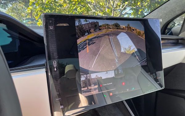 2022 Tesla Model X Plaid - Image 51