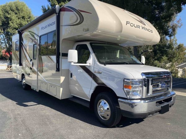 2019 Four Winds 28Z - Image 11