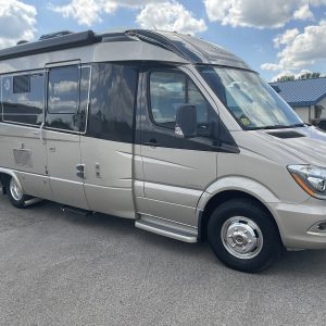 2019 Leisure Travel Serenity S24CB