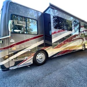 2022 Holiday Rambler Endeavor 38N