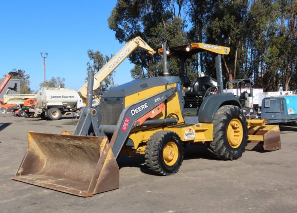 2015 John Deere 210LEP