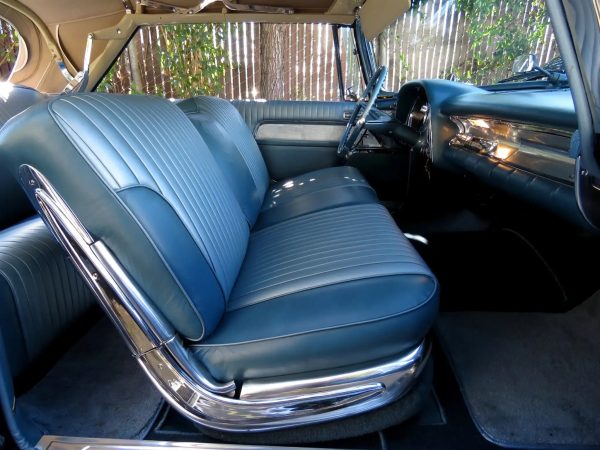 1957 Chrysler Imperial Crown - Image 4
