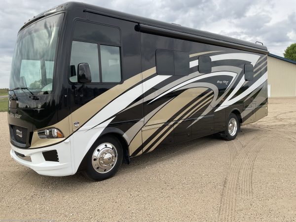 2022 Newmar Bay Star 3014 - Image 19