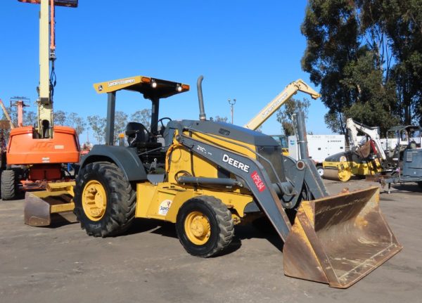 2015 John Deere 210LEP - Image 11