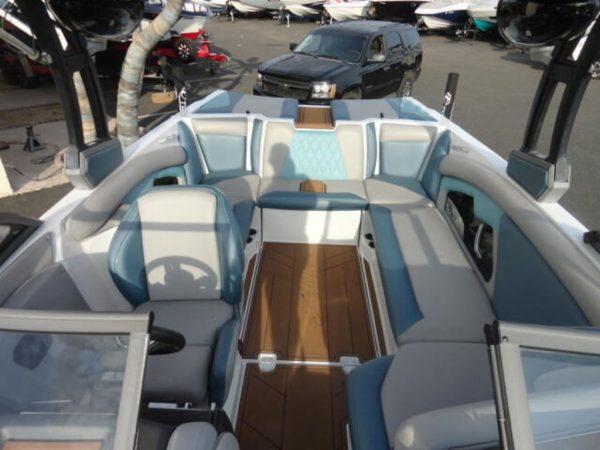 2020 Tige R23 - Image 8