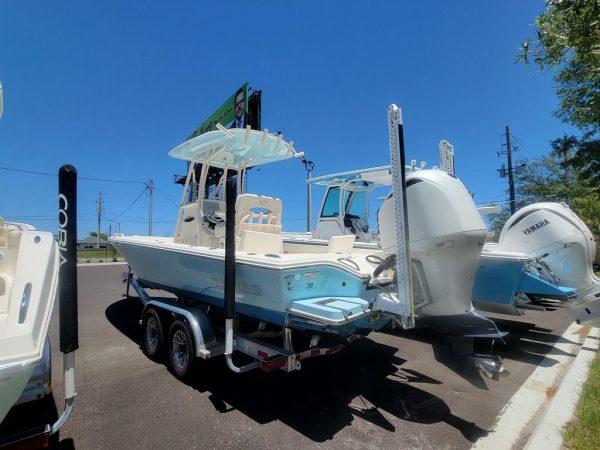 2018 Pathfinder Boats 2600 TRS - Image 11