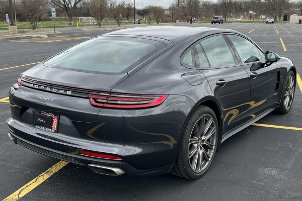2020 Porsche Panamera 4 - Image 6