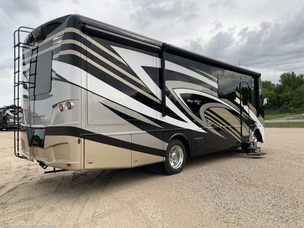 2022 Newmar Bay Star 3014 - Image 21