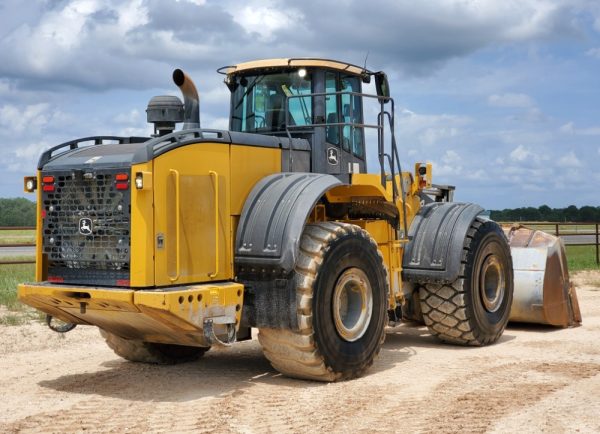 2014 John Deere 844K - Image 11