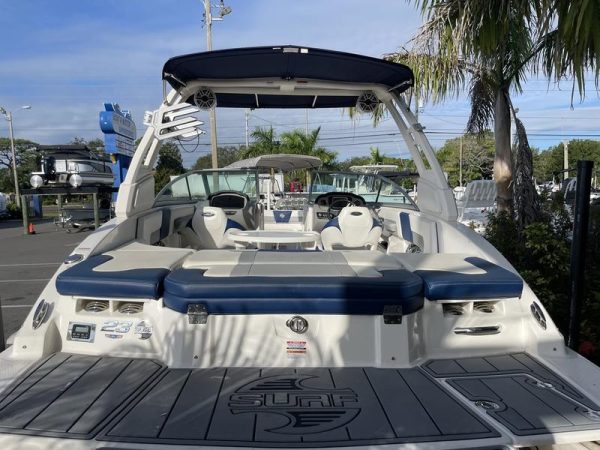 2021 Chaparral 23 Surf - Image 54