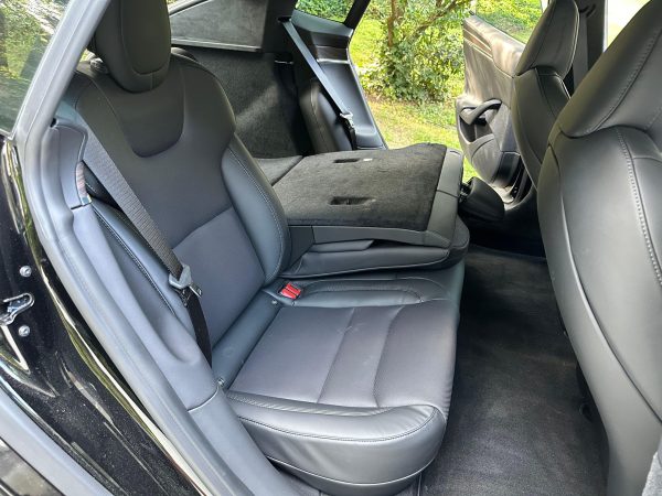 2022 Tesla Model S - Image 60
