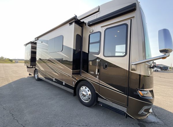 2018 Newmar New Aire 3341