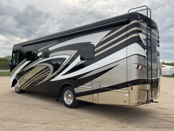 2022 Newmar Bay Star 3014 - Image 22